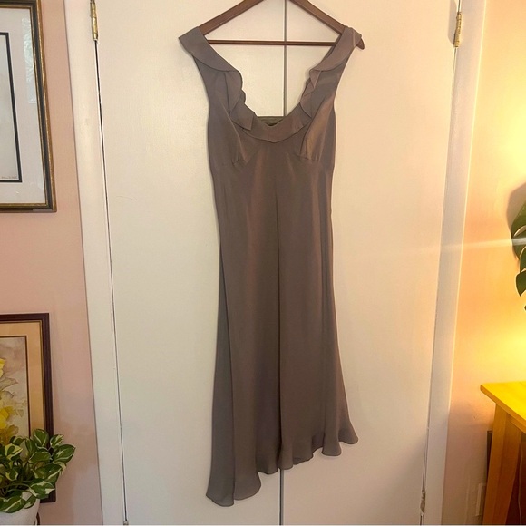 Elegant Taupe Sleeveless Dress Isabel Ardee Size 8 - Picture 1 of 6